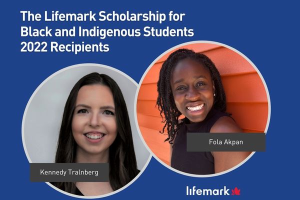 Image of the two scholarship recipients 